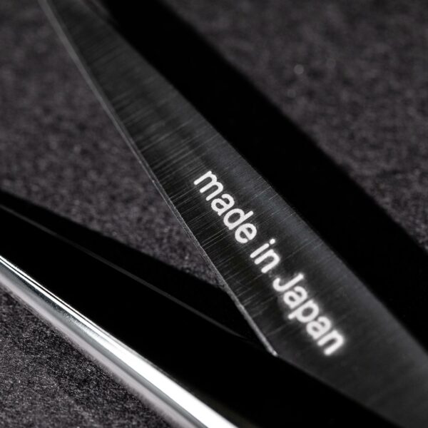 Ciseaux pour coiffeur ergonomique professionnel - LECHERY - INSOLENT détail des lames