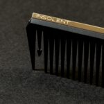 peigne-de-coiffeur-ergonomique-professionnel-OBSESSOR-3 Peigne pour coiffeur ergonomique professionnel - OBSESSOR - INSOLENT